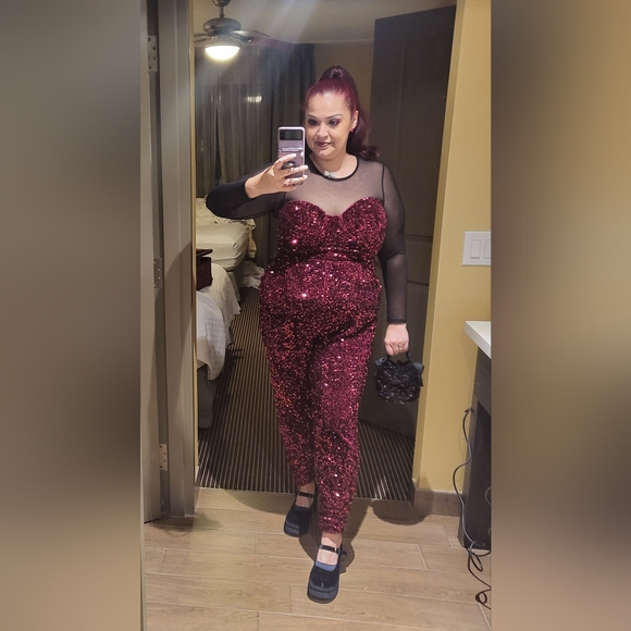 Fashion Nova Isabeli Sequin Jumpsuit Burgundy 1X - Picture 6 of 7